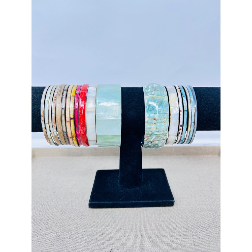 Vintage l Shell Multicolor Inlay Bangle & Cuff Bracelet Lot of 18 - Picture 4 of 16